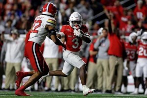 Antwan Raymond: le porteur de ballon sophomore québécois est consacré meilleur canadien dans la&nbsp;NCAA