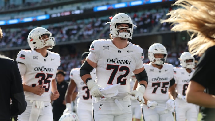 Nolan Latulippe avec Cincinnati: du  Collège Champlain Lennoxville à la Big&nbsp;12